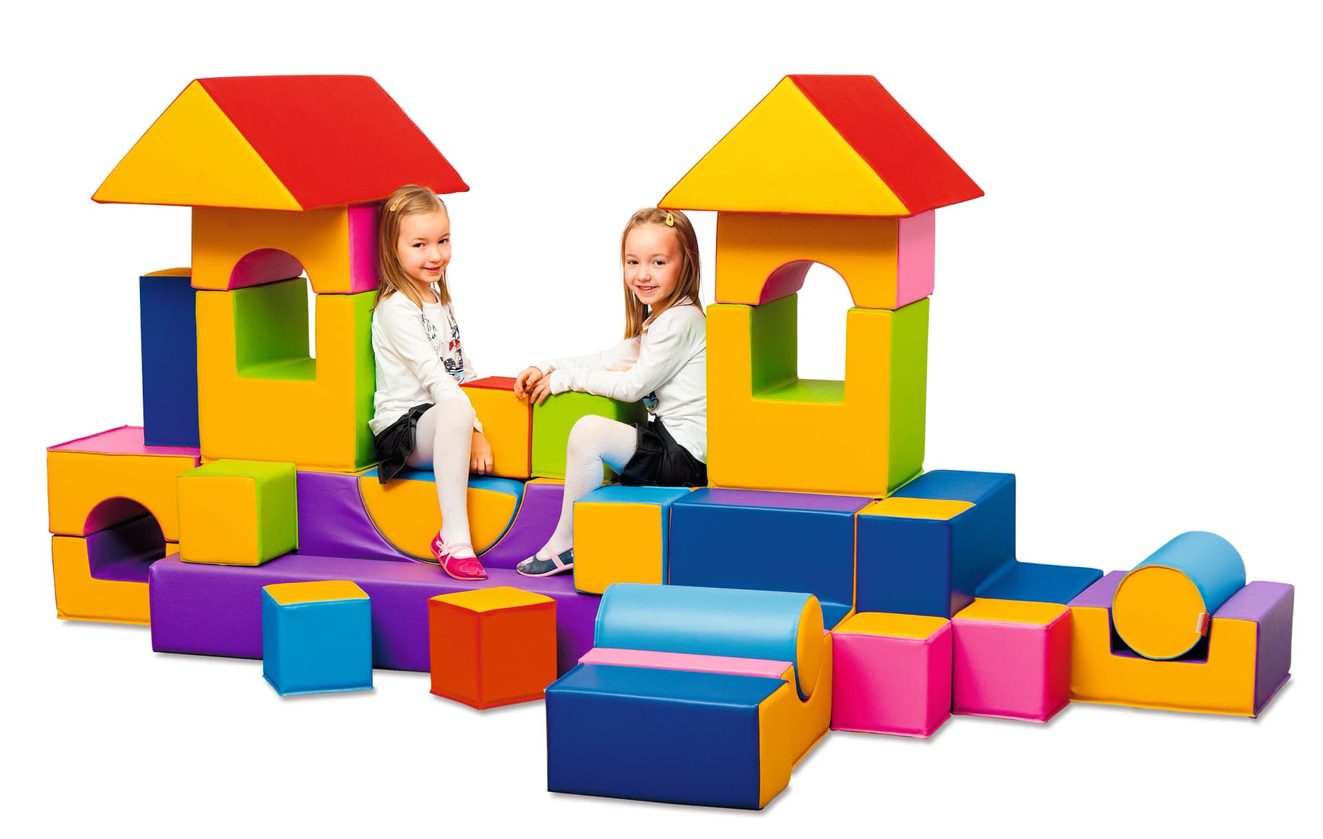 Cultivating Creativity with Giant Building Blocks for Indoor Adventures
