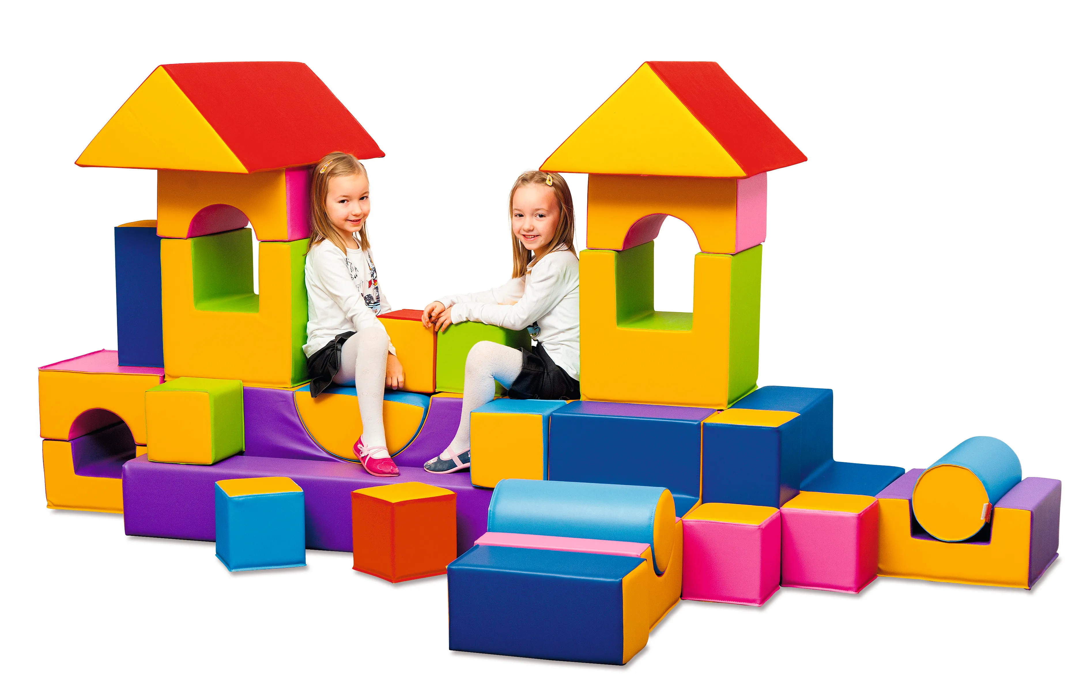 Cultivating Creativity with Giant Building Blocks for Indoor Adventures